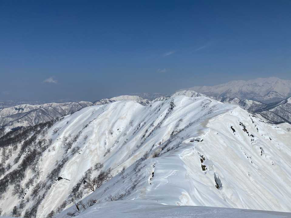 ノートレースの北岳までの縦走路❣
ウェーイ🎶