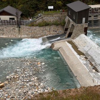 ここまで降るのに4時間弱。
長ぇ〜