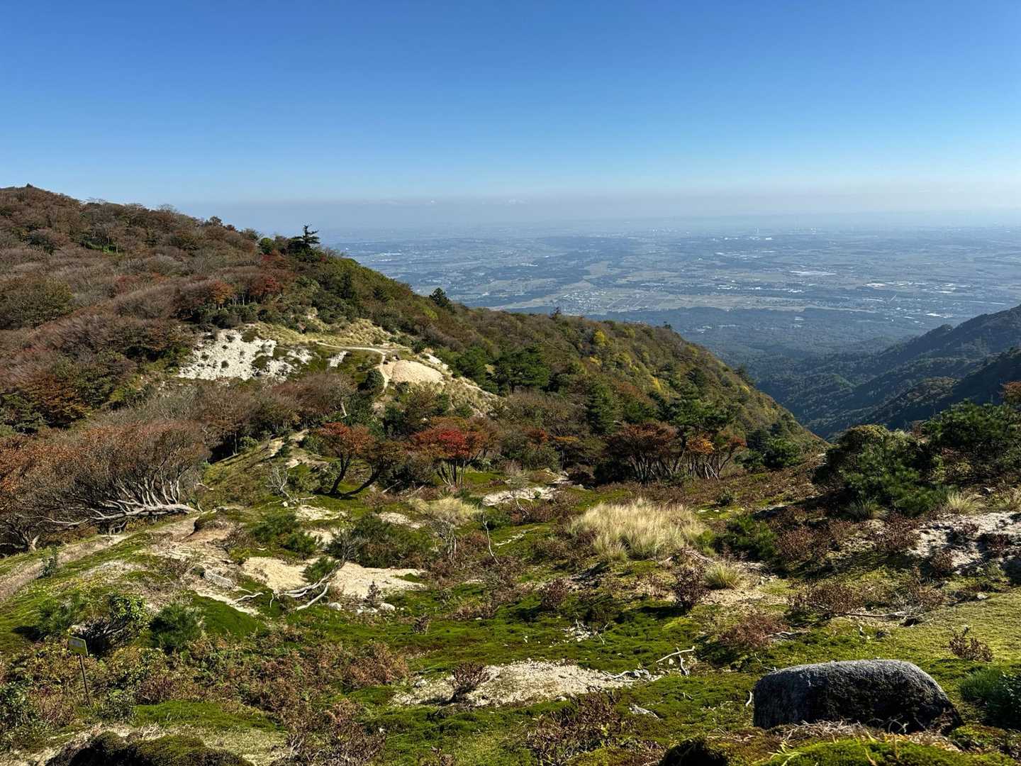 三池岳登山口-三池岳-八風峠-中峠-仙香山-釈迦ヶ岳-北山 周回コースの写真