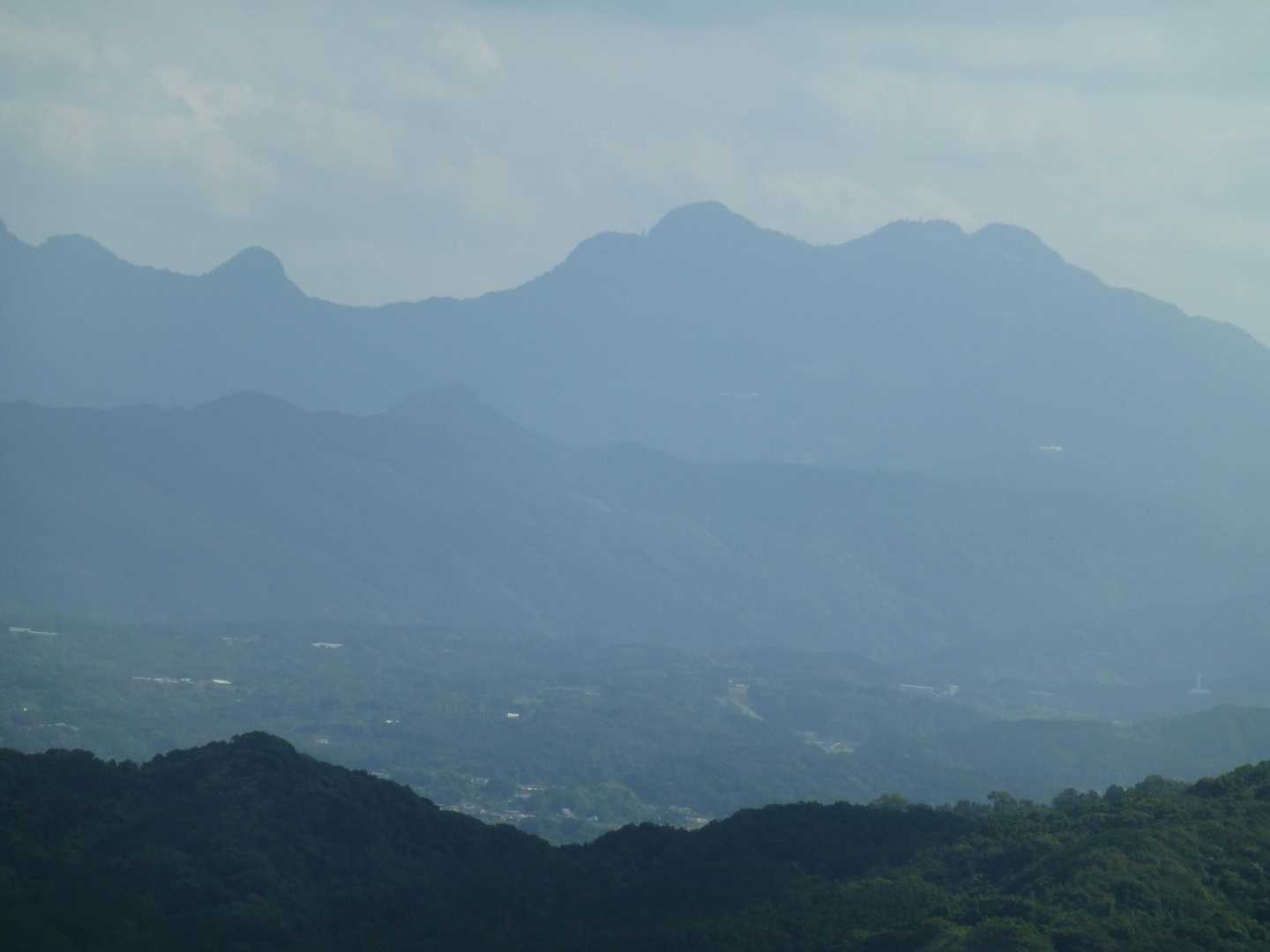 英彦山が、霞んでます！