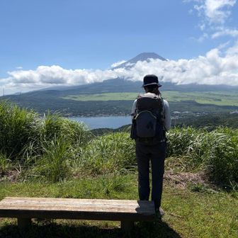 お昼を済ませ下山