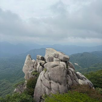 重ね岩帰着。