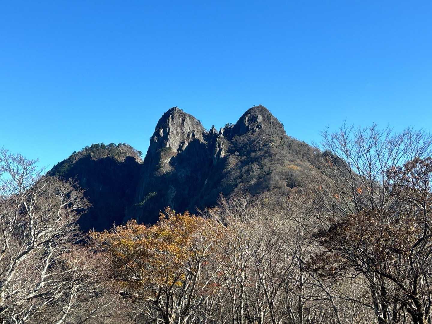 九折越登山口-九折越-傾山 往復コースの写真