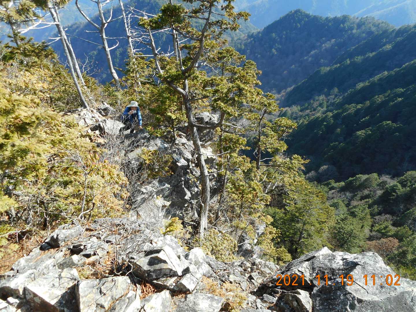 黒川山・鶏冠山（柳沢峠駐車場） の写真