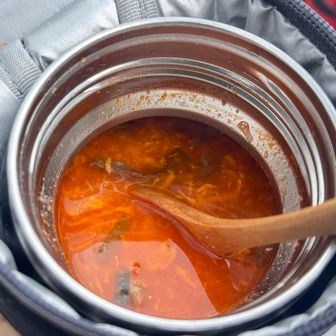 お湯を注いで熱々に👌