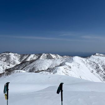 この先も行きたいけど、、、
時間的に無理ですね(´꒪⌓꒪)