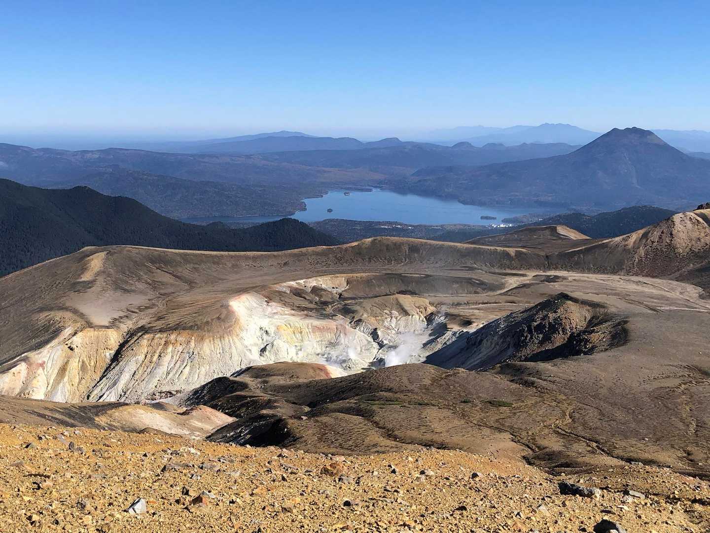 すっきり秋晴れ
遠くの山々まで見えてpeakは360℃パノラマ展望台