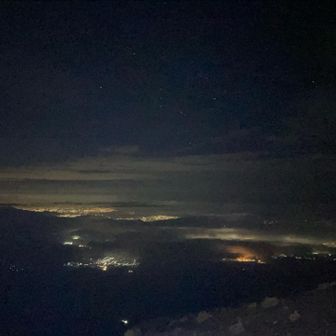 ずっと曇がありましたが一時的に夜景が🌃