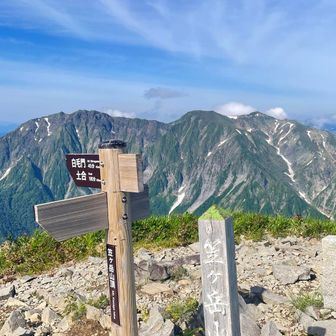 笠ヶ岳到着
谷川岳か〜茂倉岳を見るならここは最強
積雪期にまた登りたい山🏔️