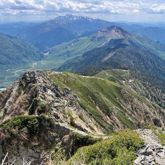 西穂独標に人が見える