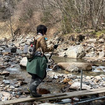 怪我なく無事に戻ってきた。予定通り。グーちゃん、上手くいったね。ありがとうね。恵那山は登山口までのアプローチも難しい山だった。でも、えなさんはえーな。これを言うの忘れてた。