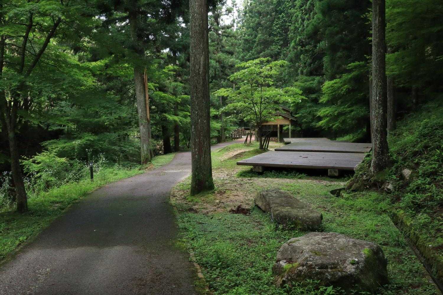キャンプサイト🏕️と炊事場もあります
おつかれ山！
