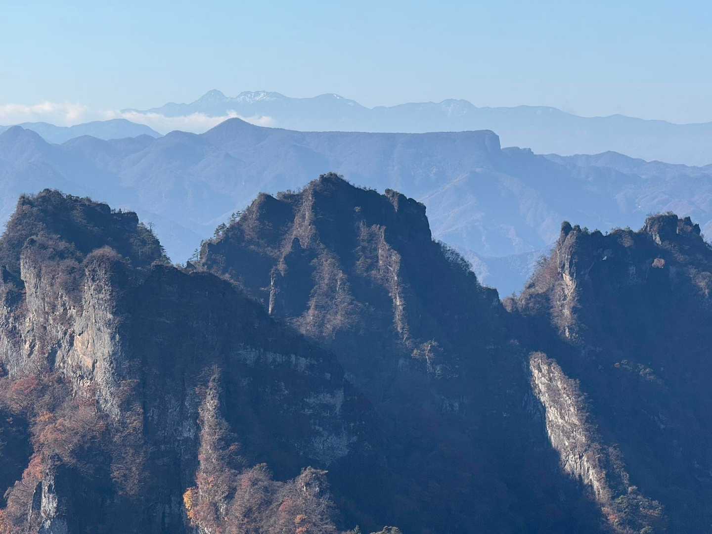 荒船山の空母のような山容が素敵✨