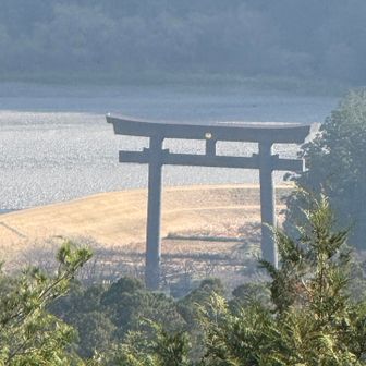 大斎原（おおゆのはら）。元の熊野本宮の跡地。