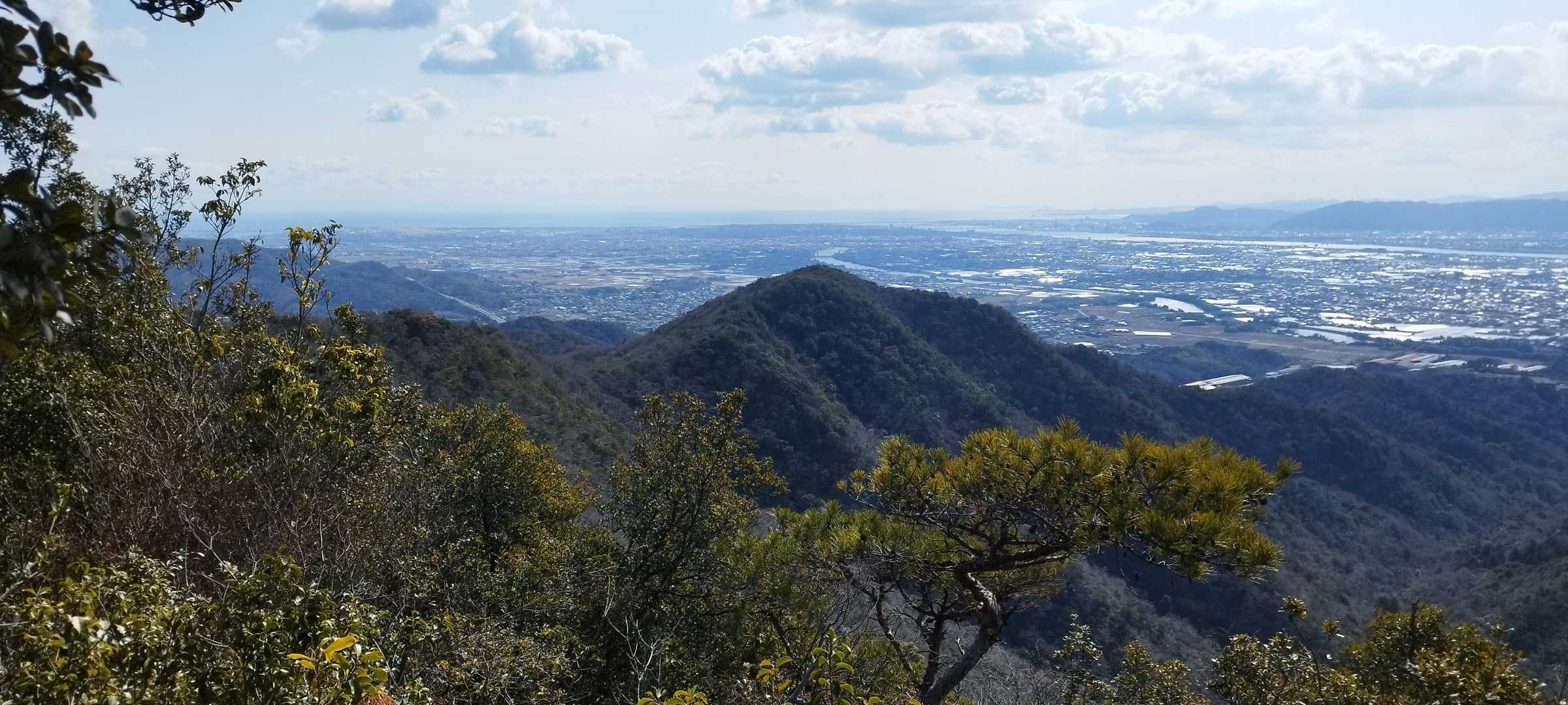 千石山と徳島平野
