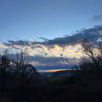 今日も岡田さんとすれ違い少しお話出来た🤗
さぁお雑煮食べながら箱根駅伝観よっと🏃‍♂️📣