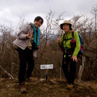 奇跡の再会記念写真！
みちこさん別のカメラに目線送っとるw