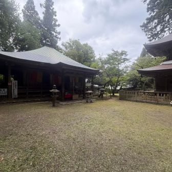 本堂でお参りして帰ります。