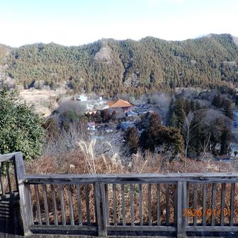 東屋から見た小鹿野町