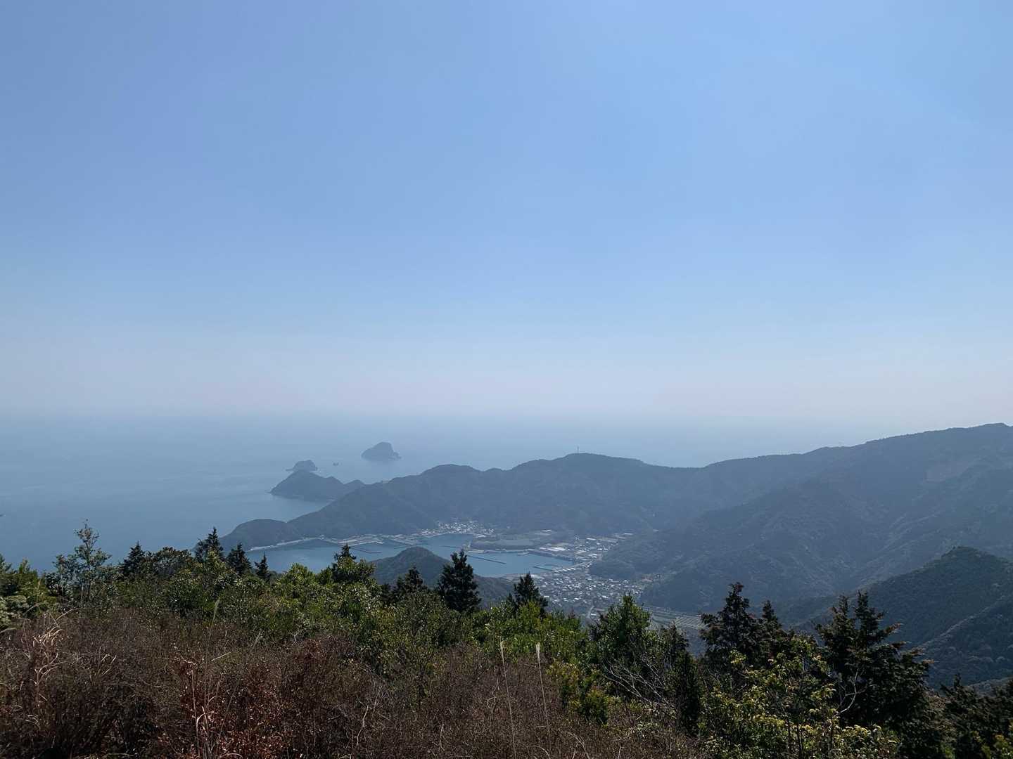 どっちを見ても景色が良い🌊⛰️✨