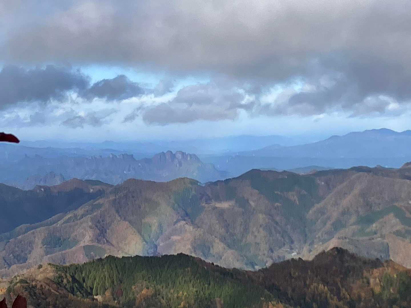 諏訪山登山口-ヤツウチグラ-諏訪山 往復コースの写真