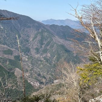 国見岳 九重まで 微かに見える