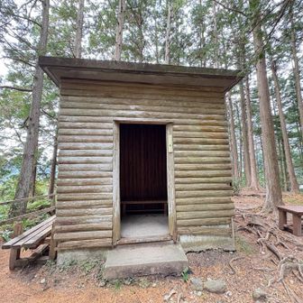 休憩所あり〜
中は中永暗い(笑)