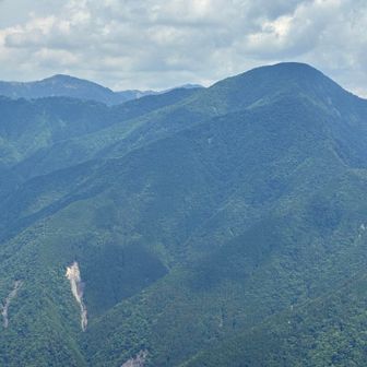 丸盆　不動岳　前黒法師岳