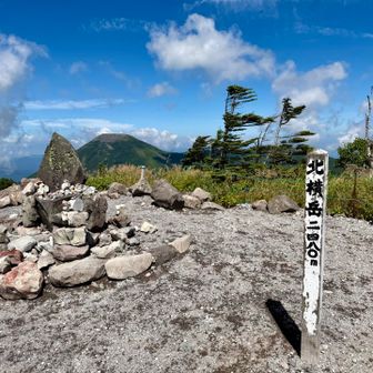 山頂着　蓼科山がはっきりと見える⛰️