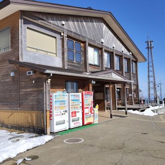 2階レストランは土日だけ営業です