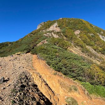 中岳コルから阿弥陀岳山頂への登りです。