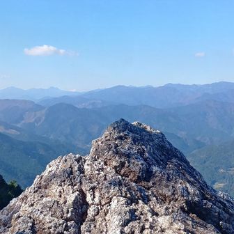 工石山・北峯(周回)土佐湾・太平洋も四国山地の名峰も一望 / そういっ