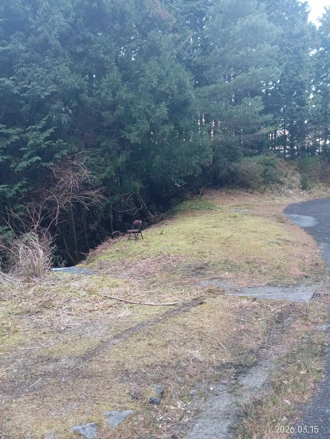 駐車場🅿️
峠道沿いにスペースがある