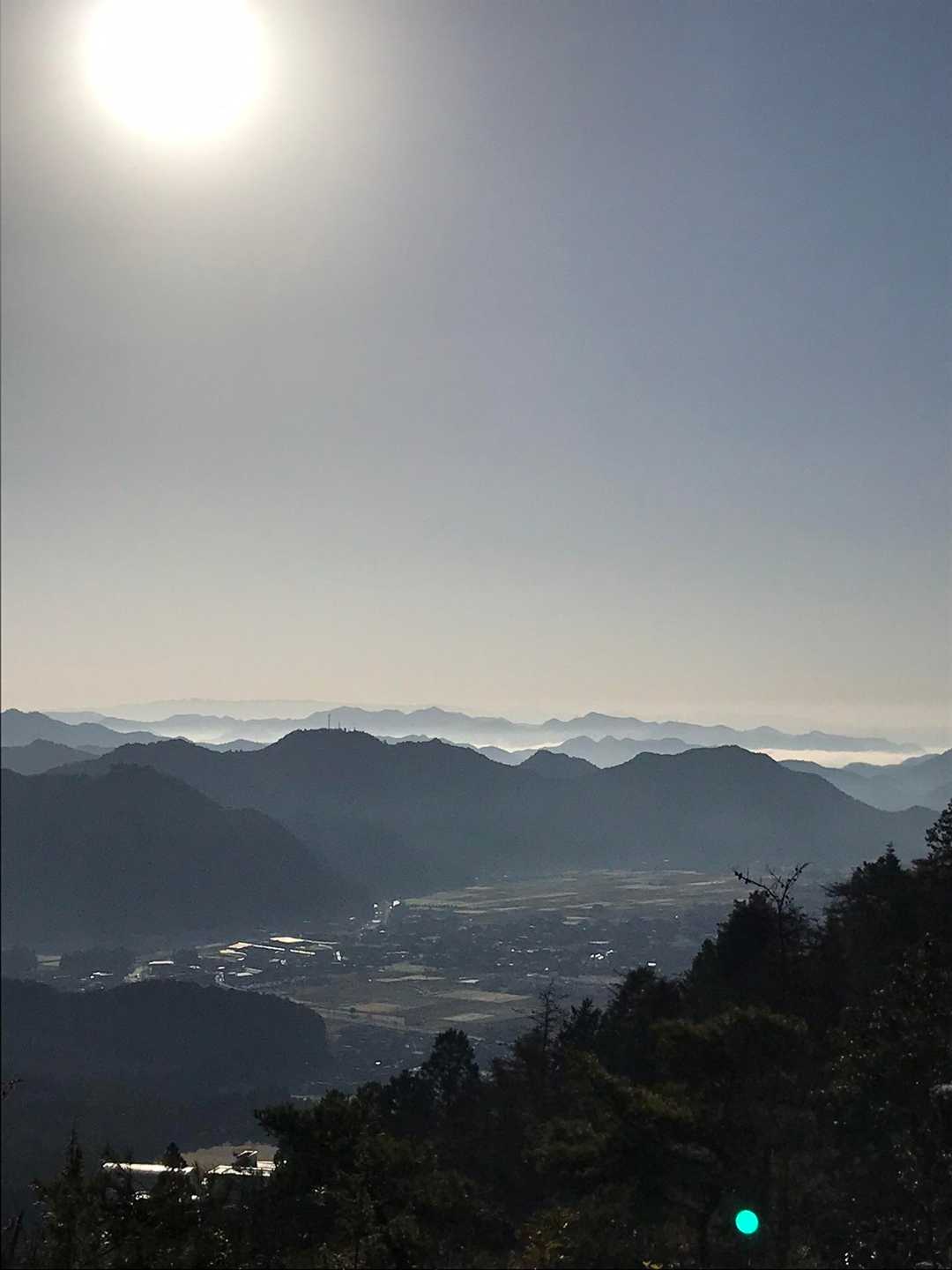 逆光なので写真はイマイチですが、いい眺め(^^)