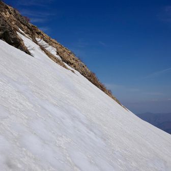 こんな斜度。かなりキツかった。