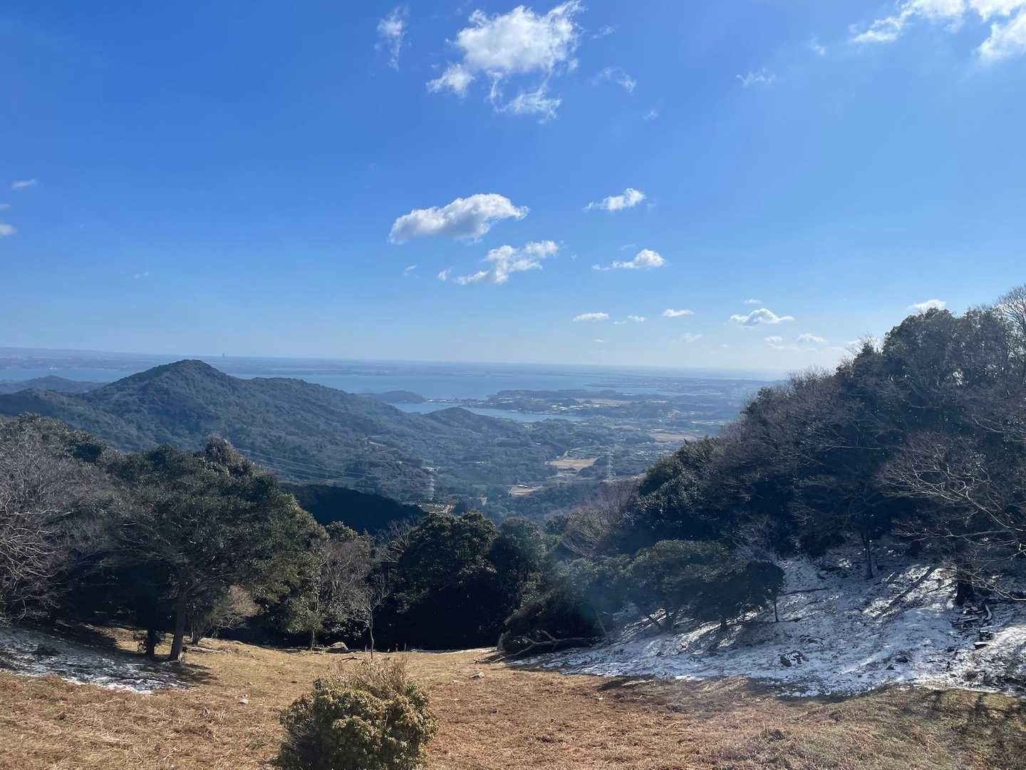 お昼を食べて下山します