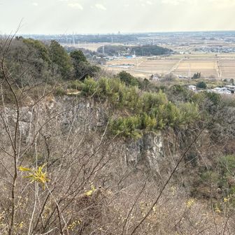 要害展望所からの景色　この時間はまだ風は強くなかったです。街がきれいに見えてます