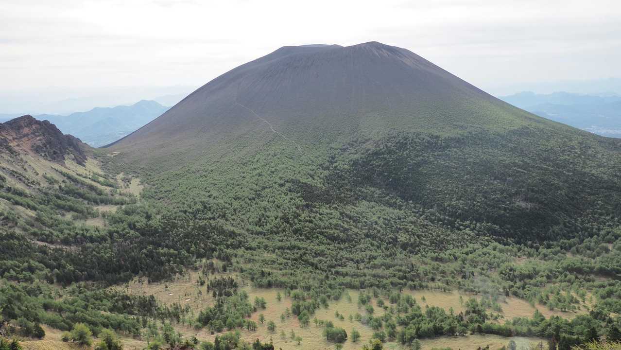 浅間山（黒斑山・蛇骨岳・仙人岳・鋸岳・前掛山）、外輪山周回 の写真 7
