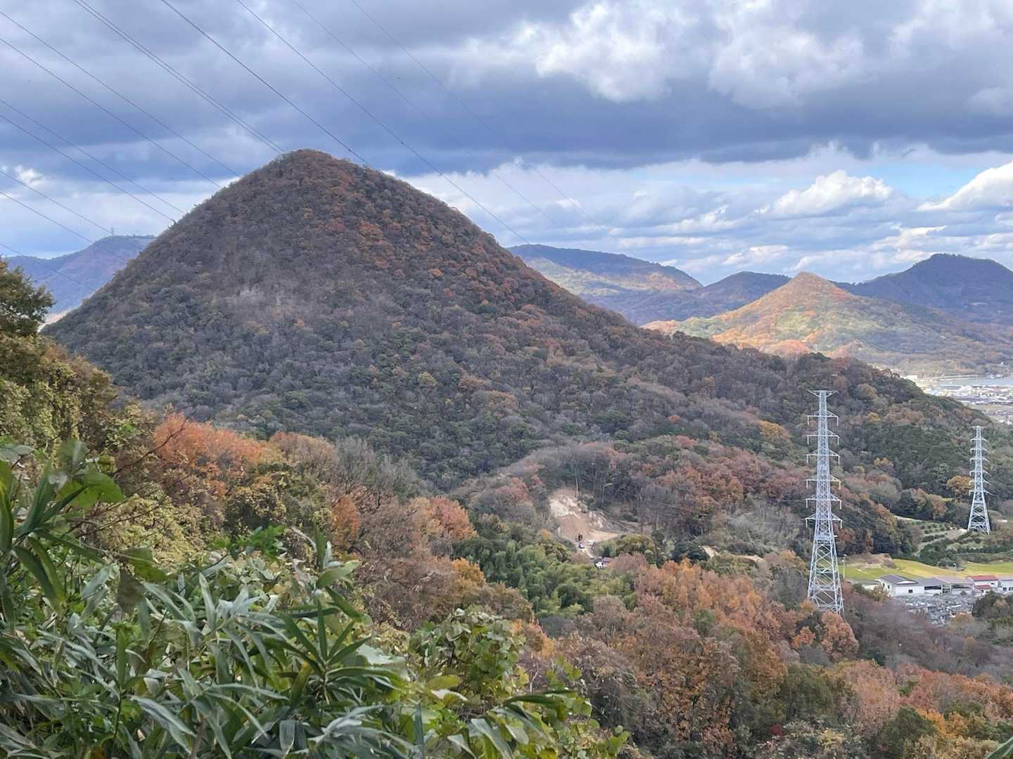 久しく登っていない六ツ目山(^^♪