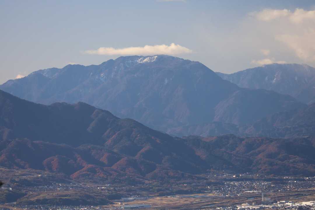展望があって七面山がよく見える
七面山大崩れもそれとなく見える