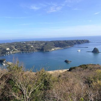 綺麗な湾です。癒される