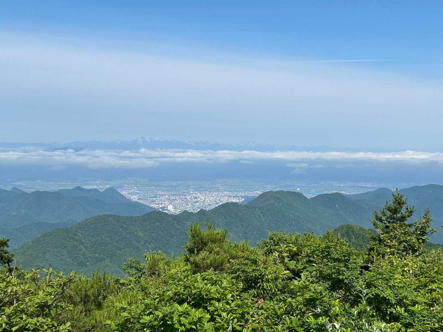 大関山-ハマグリ山-トンガリ山-山形神室岳-ダンゴ平-仙台 往復コースの写真