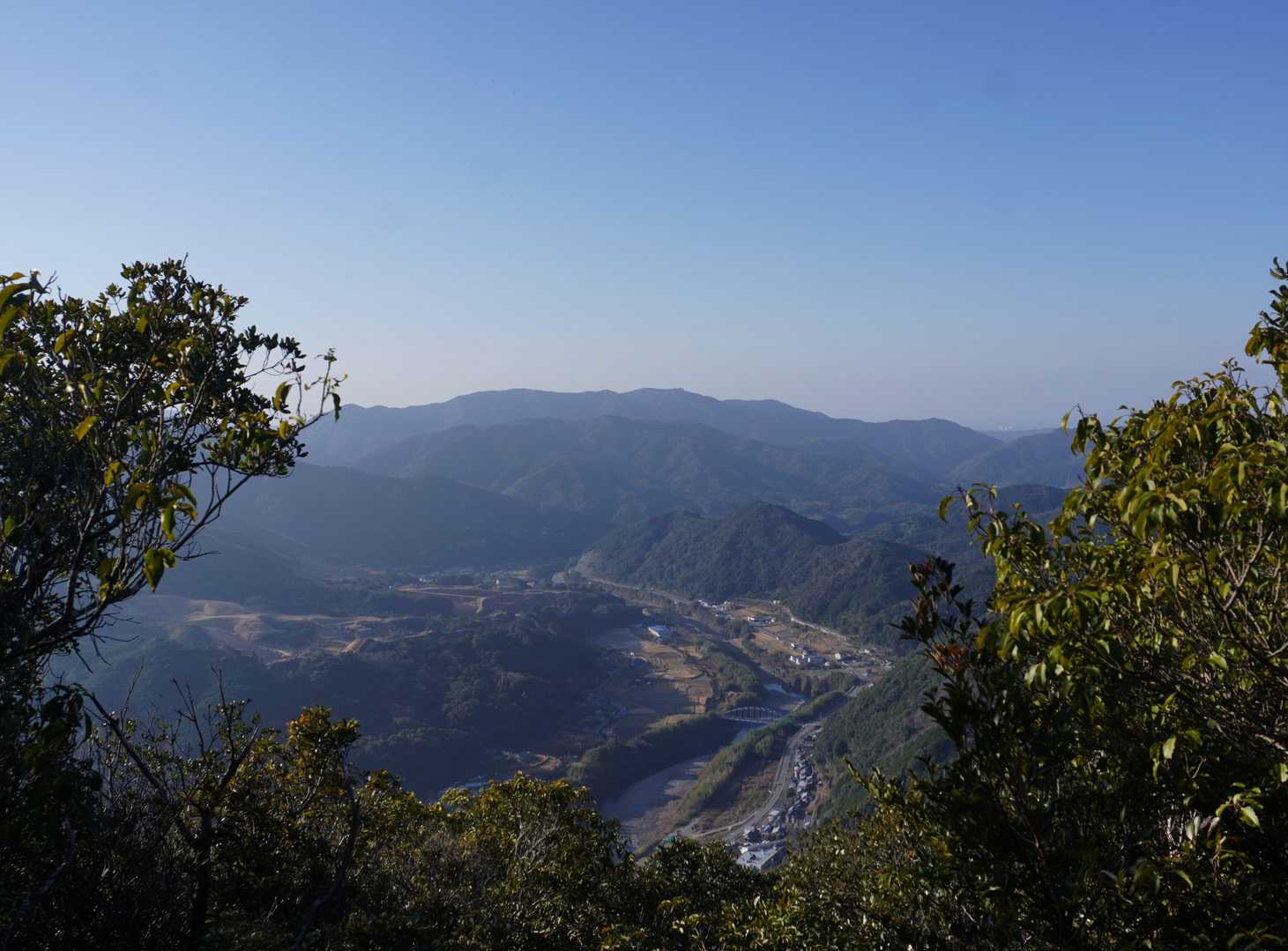 日高川沿いの集落