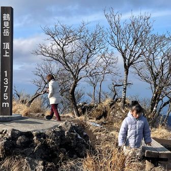 山頂をウロウロ～😆降りるよ～