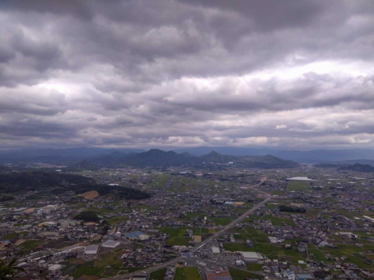 雨降りそう🤔早く下山しよ

今日もありがとうございました🙇