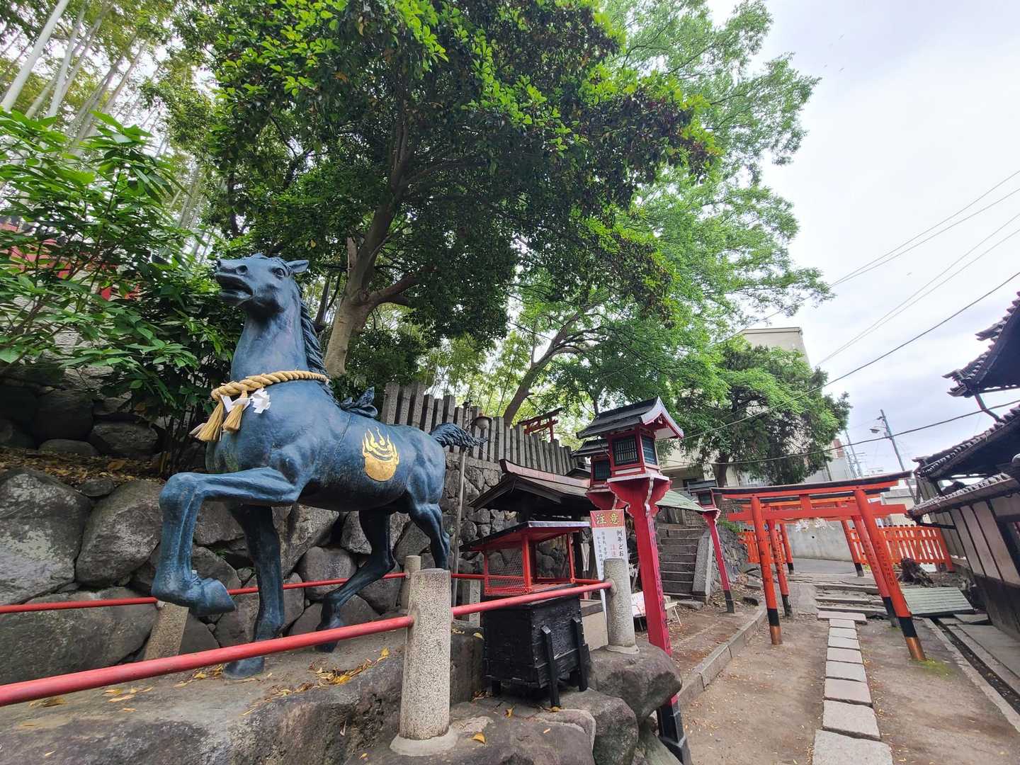 ここから瓢箪山駅は、すぐです～
