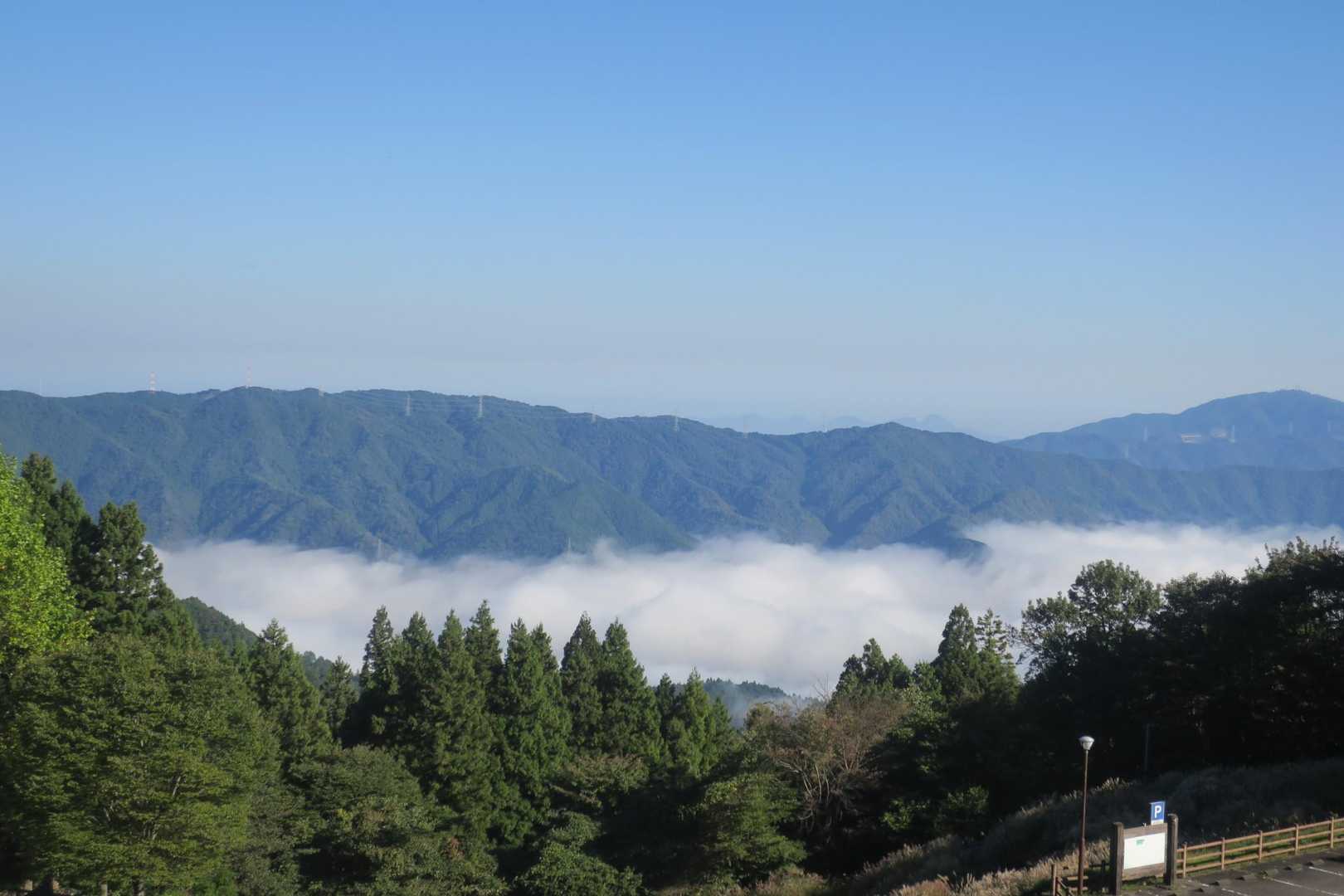 キャンプ場から雲海☁
