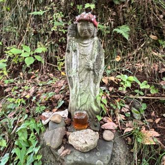 道中、お地蔵さまがいらっしゃいます🙏