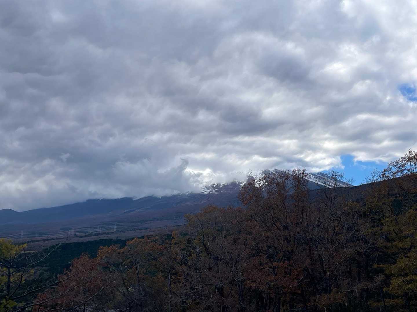 富士山は完全に隠れてしまった