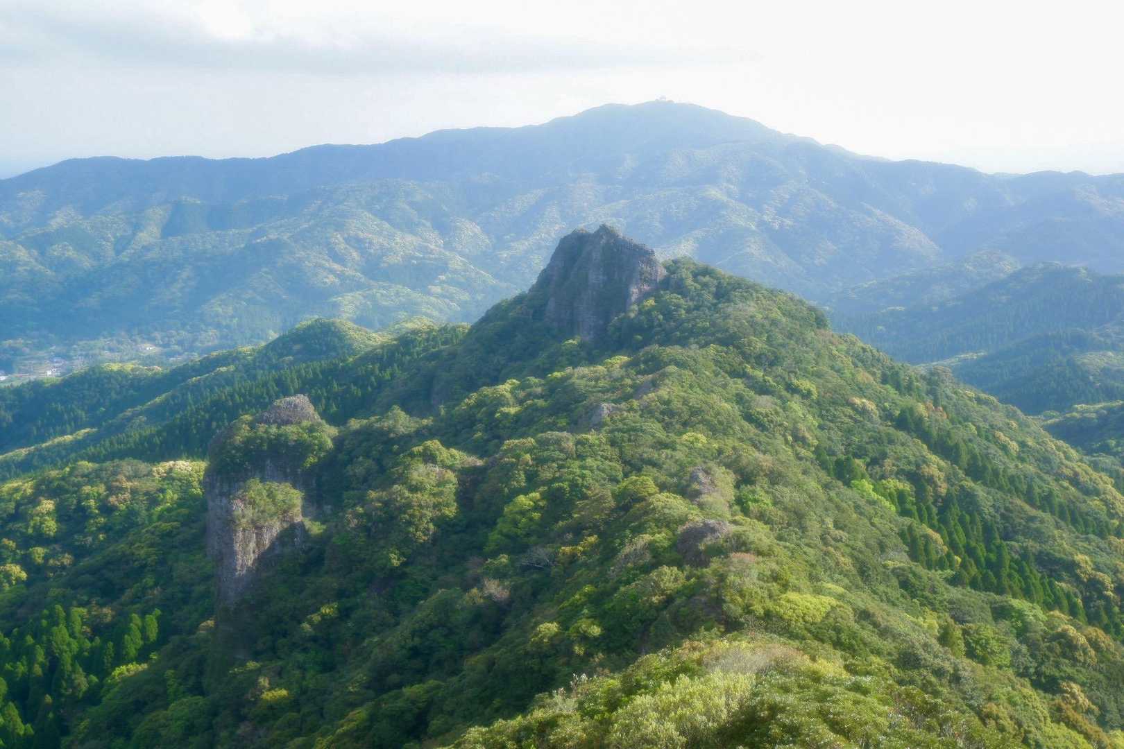 だんだん磯間嶽が近づいてくるこの感じは鹿納山に似てる😊